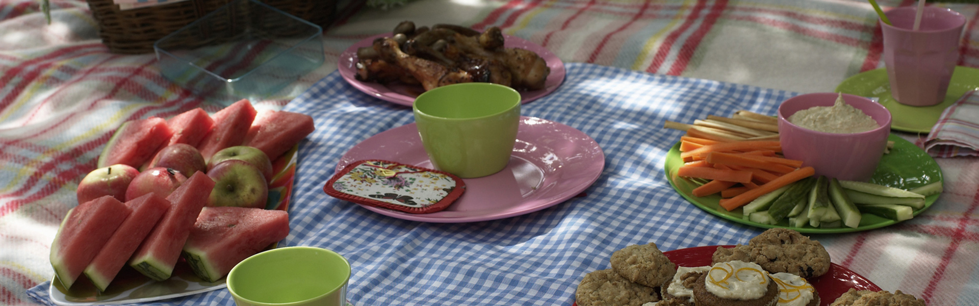 Children's Summer Picnic Cooking Alison Crouch Gettyimages 200342941 001