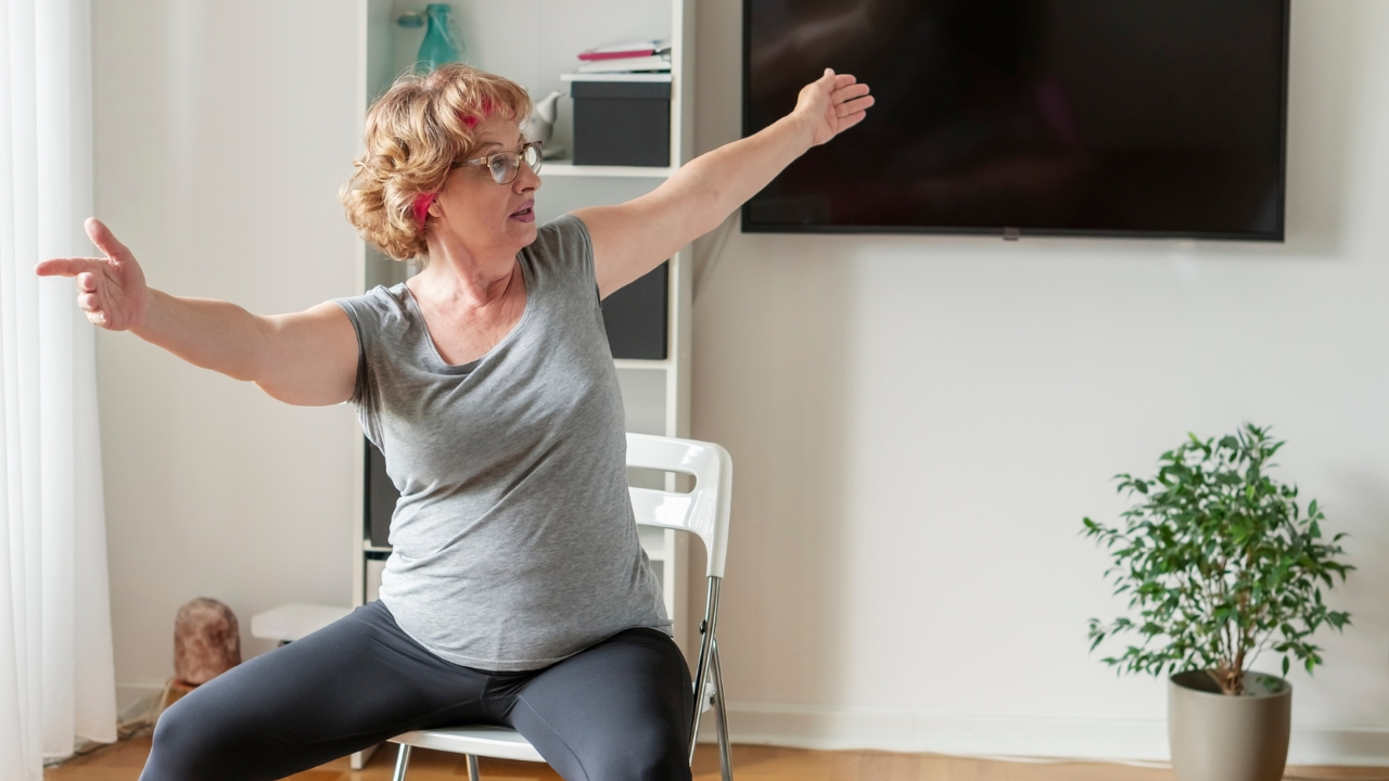 DAW 25 DF Chair Yoga Dave Rennie IMAGE Istock 1263577577