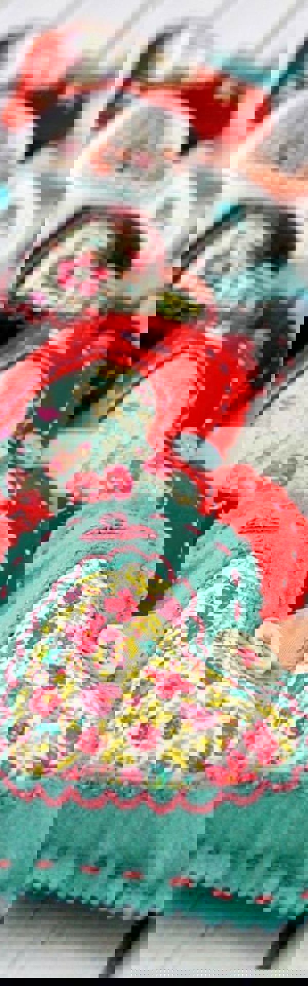 Main image: a selection of handmade, embroidered felt heart sachets for Valentine's Day. An easy embroidery craft you can make for someone special.