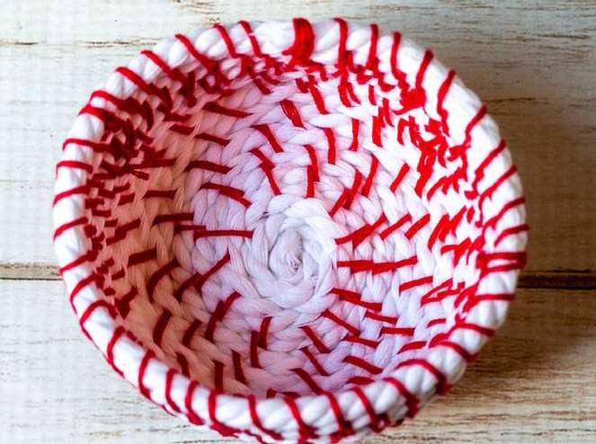 How To Make Easy Rope Bowls With Fabric Scraps Kate Nisbet IMAGE
