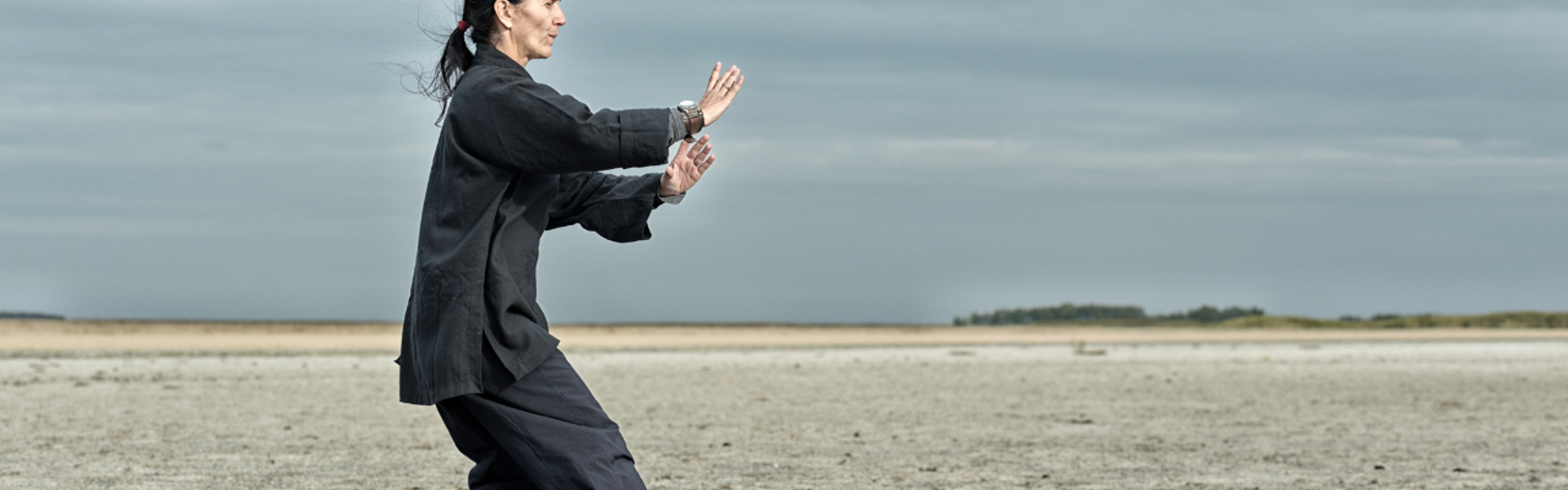 Qi Gong Stella Sheldon IMAGE 174823629