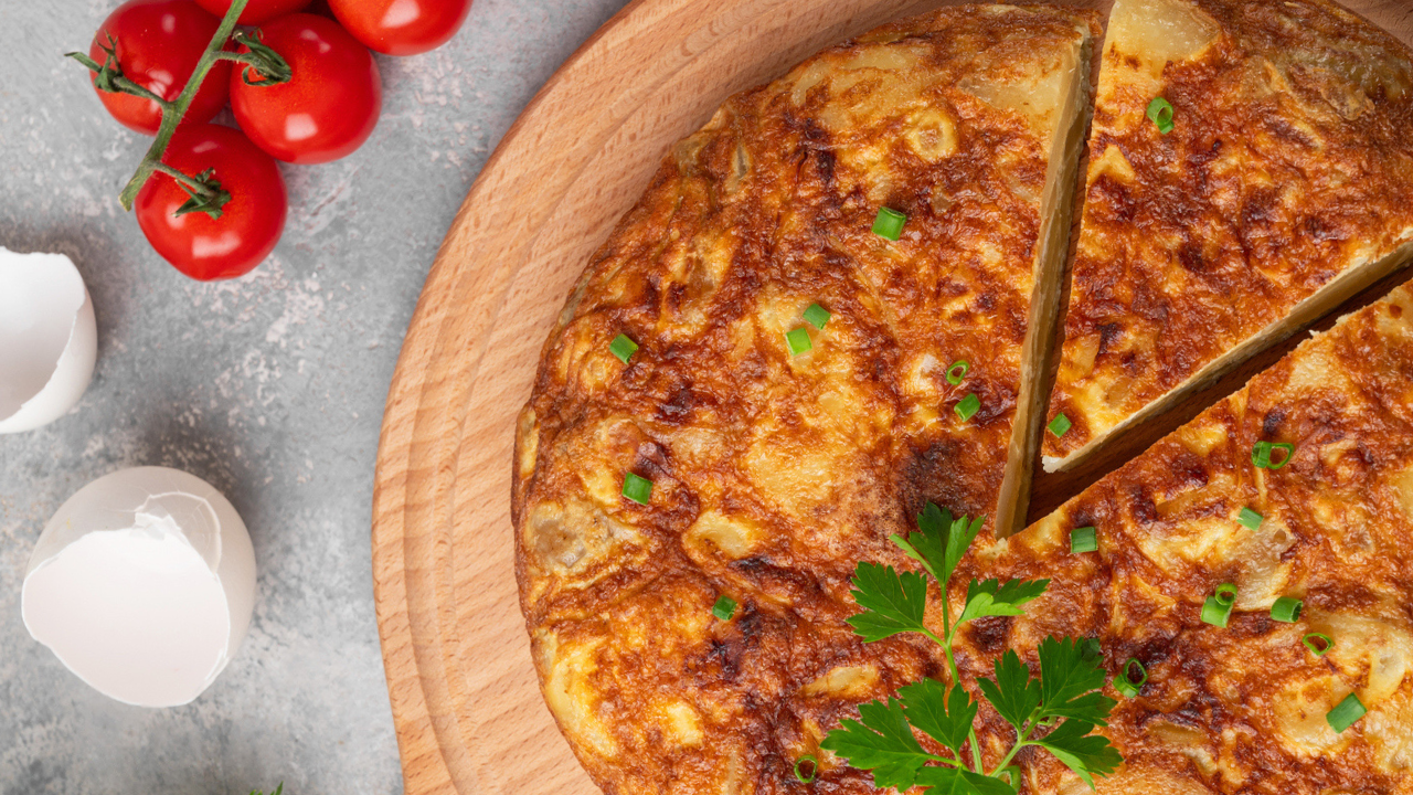 Spanish Chicken With Picada & Spanish Tortilla Alison Crouch IMAGE