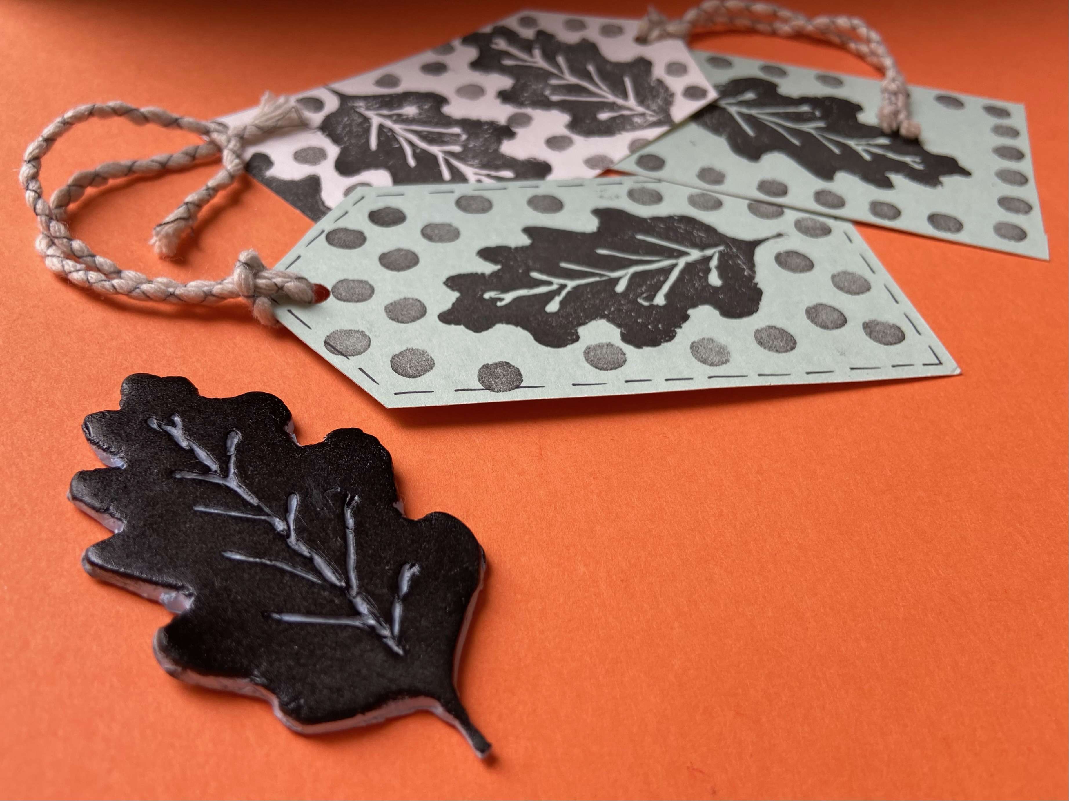 DIY oak leaf gift tags