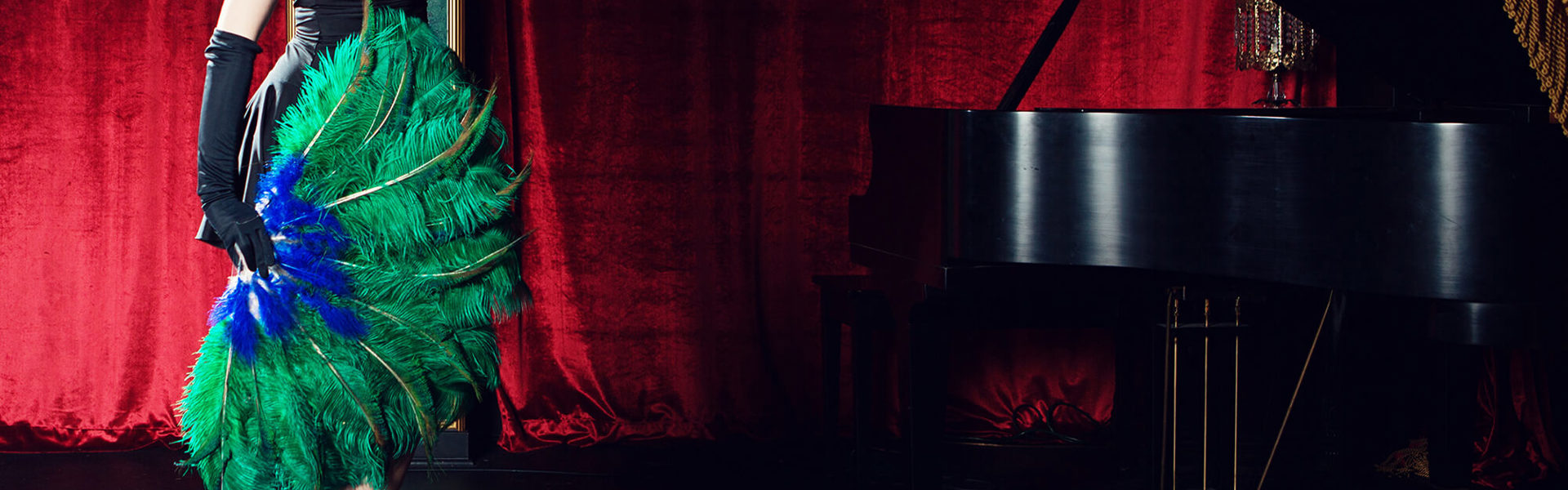 Chair Burlesque The Crystal Blossom Sisters Istock 174974520